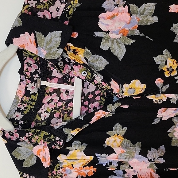 Free People Hold On To Me black floral mixed media button-down blouse Size XS - Picture 12 of 16